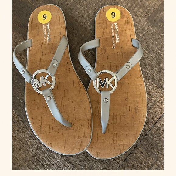 Michael Kors Sandals - Picture 1 of 1